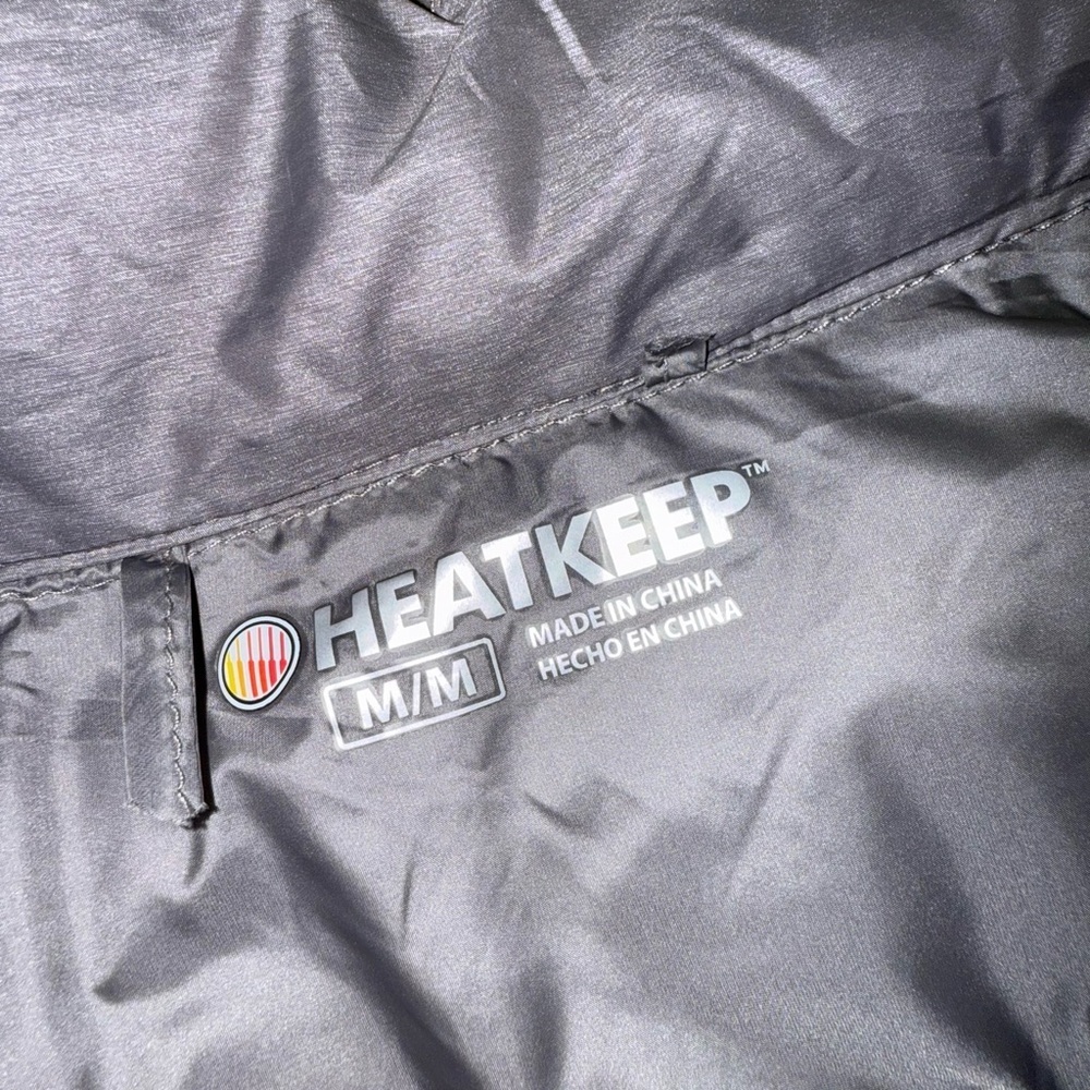 HeatKeep Metallic Gray Puffer Vest - Picture 8 of 8